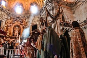 procesion-virgen-fiestas-agosto-elche-provincia-alicante-españa